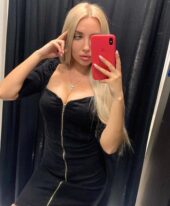 Stylish Katrin on Bang Tao, 26